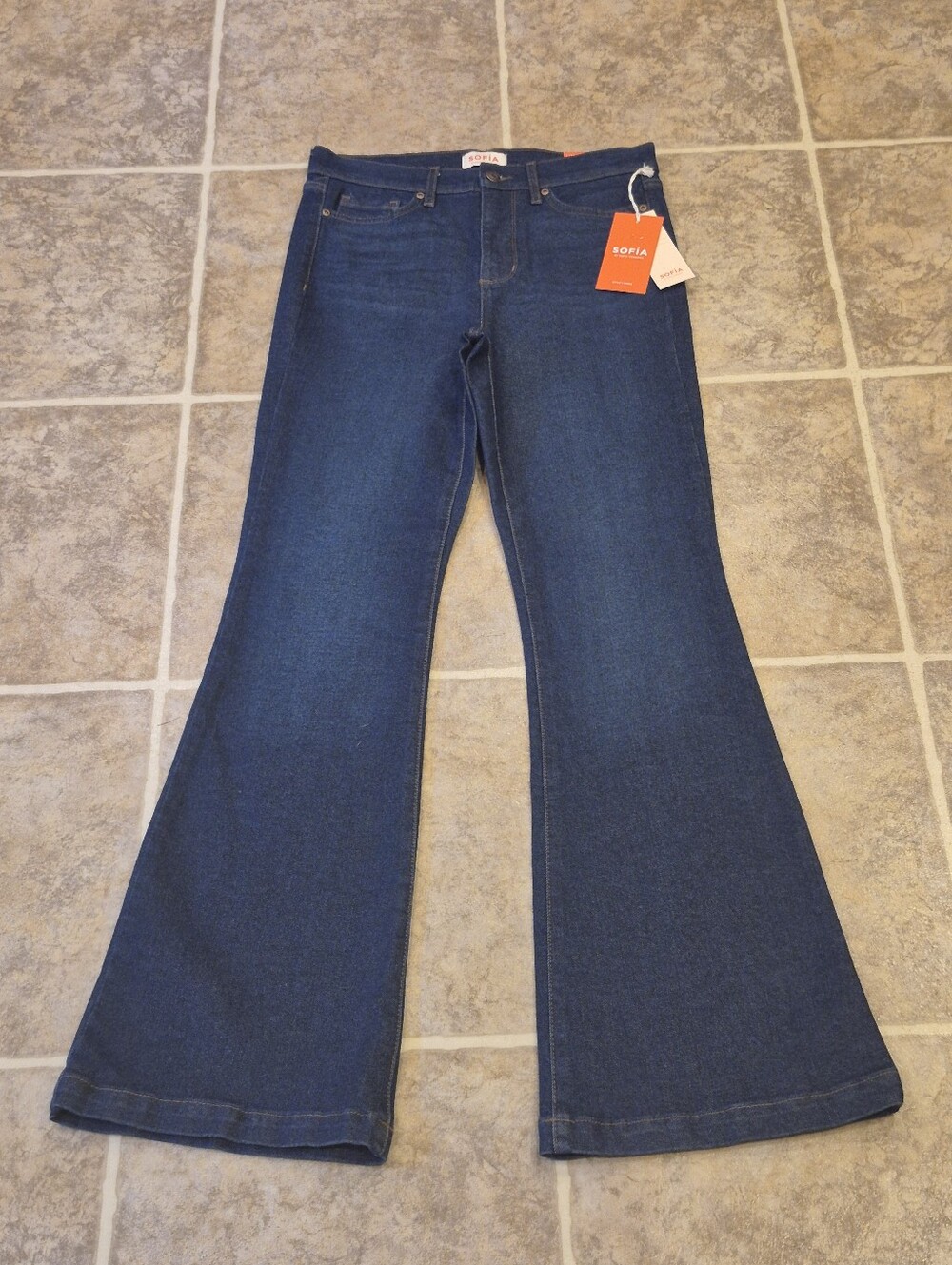 NWT Sofia Vergara Melisa High Rise Flare Jeans Size 6 And 8 Available